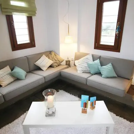 Tastefull Maisonette On The Beach! Overviews Athos Holiday home